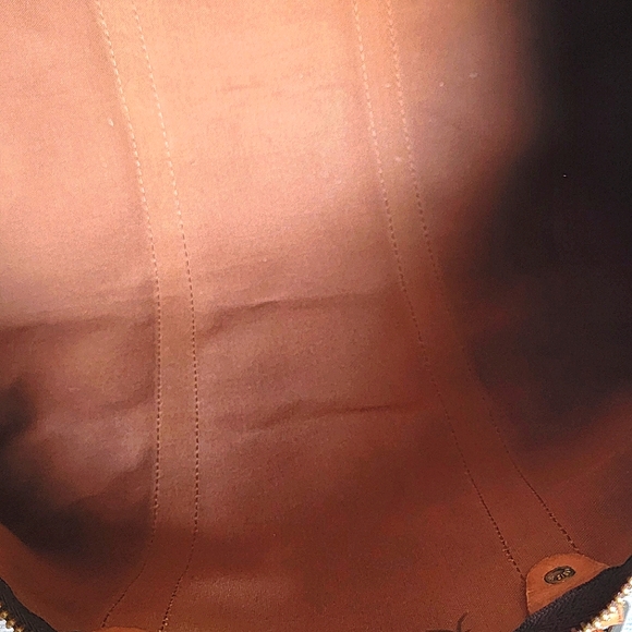 Louis Vuitton Keepall 50 Travel - Picture 9 of 14